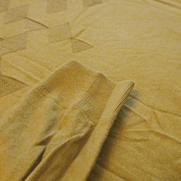 Beautiful VGUC light sweater from Ted Baker XS - Picture 5 of 8